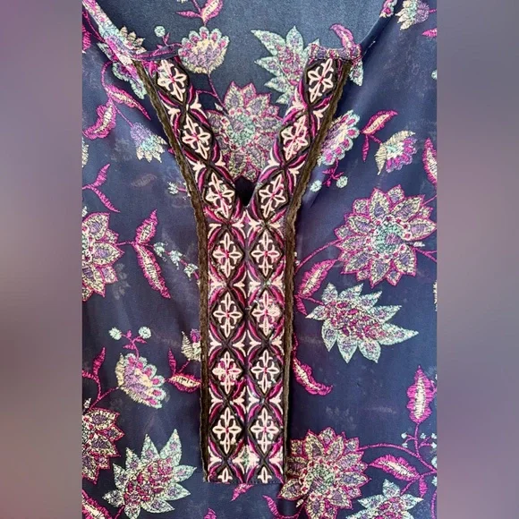 Belle by Kim Gravel Flutter Sleeve Floral Blouse - Size 3X - Picture 3 of 15